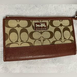 Coach wristlet wallet.